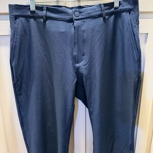 Greg Norman Performance Golf Pants Navy 34 x 32 Athletic Everyday Wear